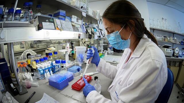 Gobierno distribuirá medicinas contra el coronavirus en domicilios de pacientes