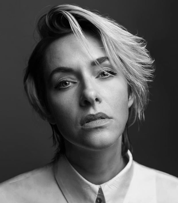 Famosa y galardonada: conoce a Kim Riedle, la actriz que hace de Lena ...