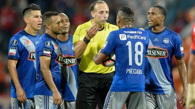 Hasta ya lo habían celebrado: el polémico gol anulado a Emelec y la sorpresa en banquillo con Ramos