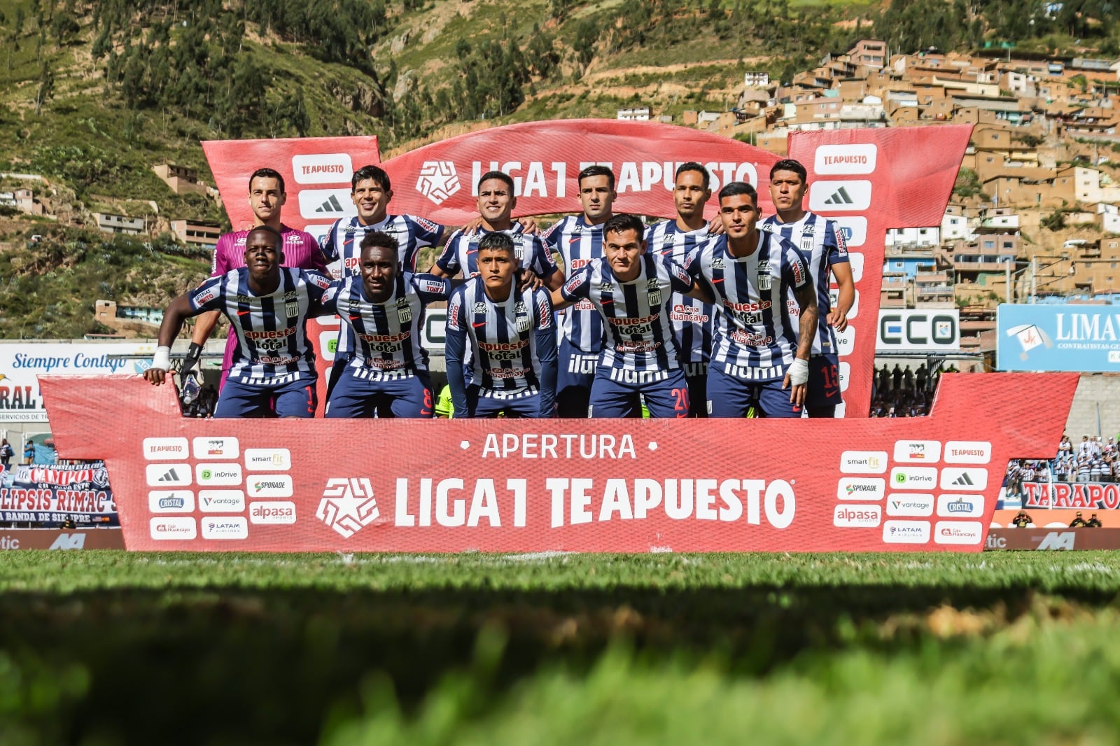 Así alineó Pablo Guede el último martes en Tarma. (Foto: Alianza Lima)