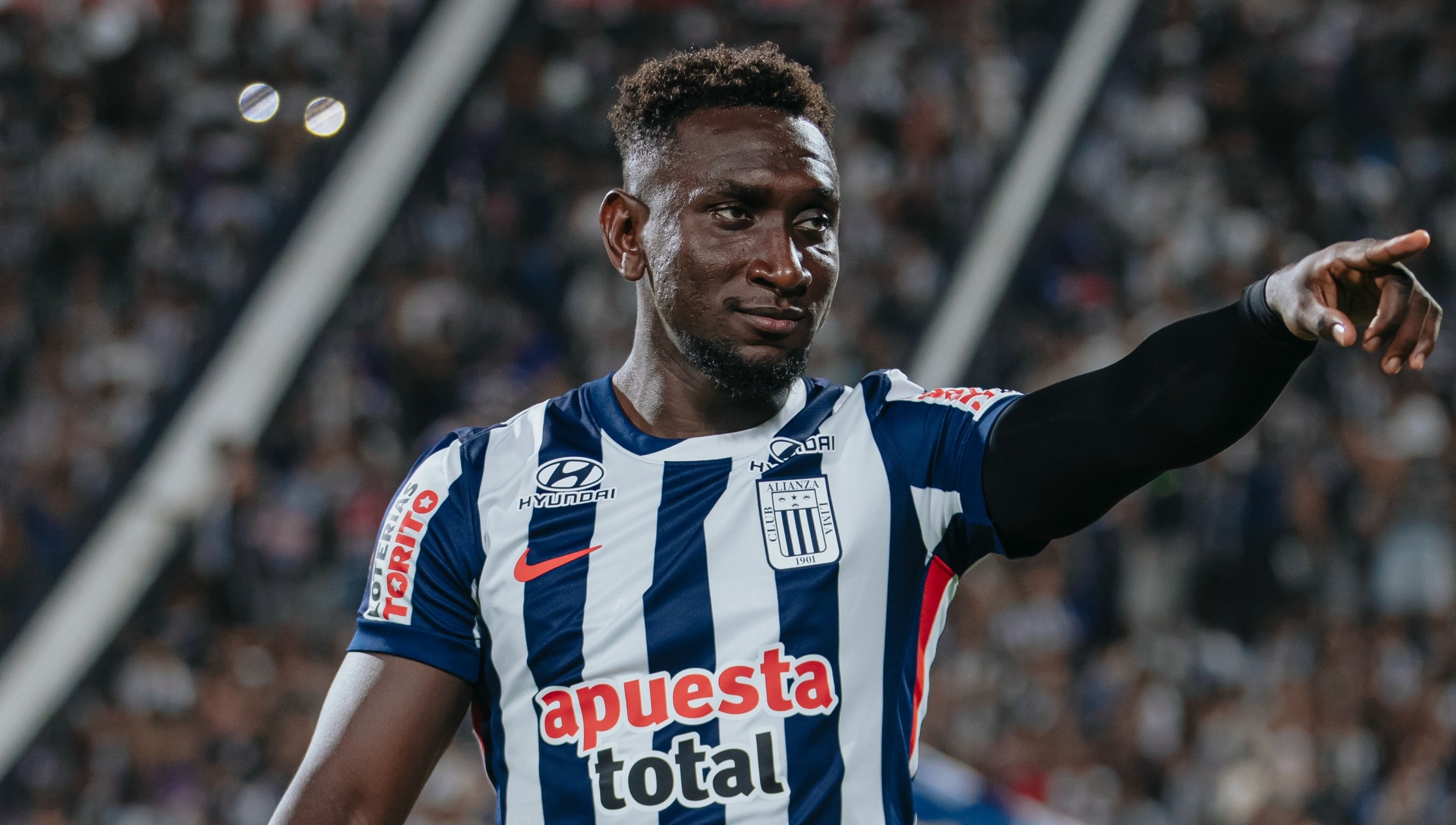 Eryc Castillo es el goleador de Alianza Lima en la temporada. (Foto: LFP)