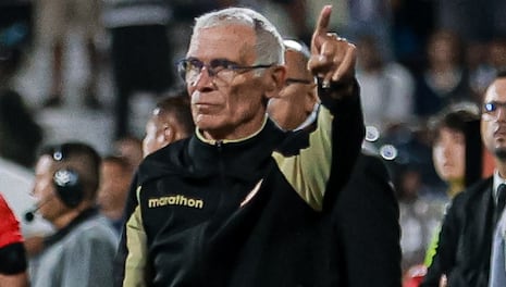 Un dolor de cabeza para Cúper: baja confirmada en Universitario para duelo clave ante Garcilaso