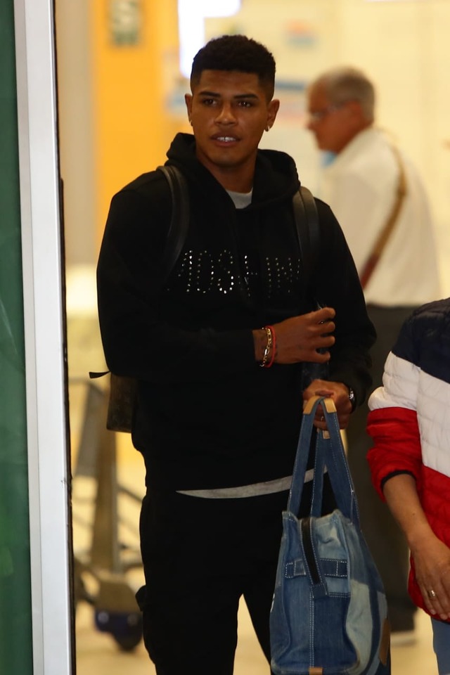 Wilder Cartagena arribó a la capital del país para unirse a la Selección Peruana. (Foto: Jesús Saucedo / @photo.gec)