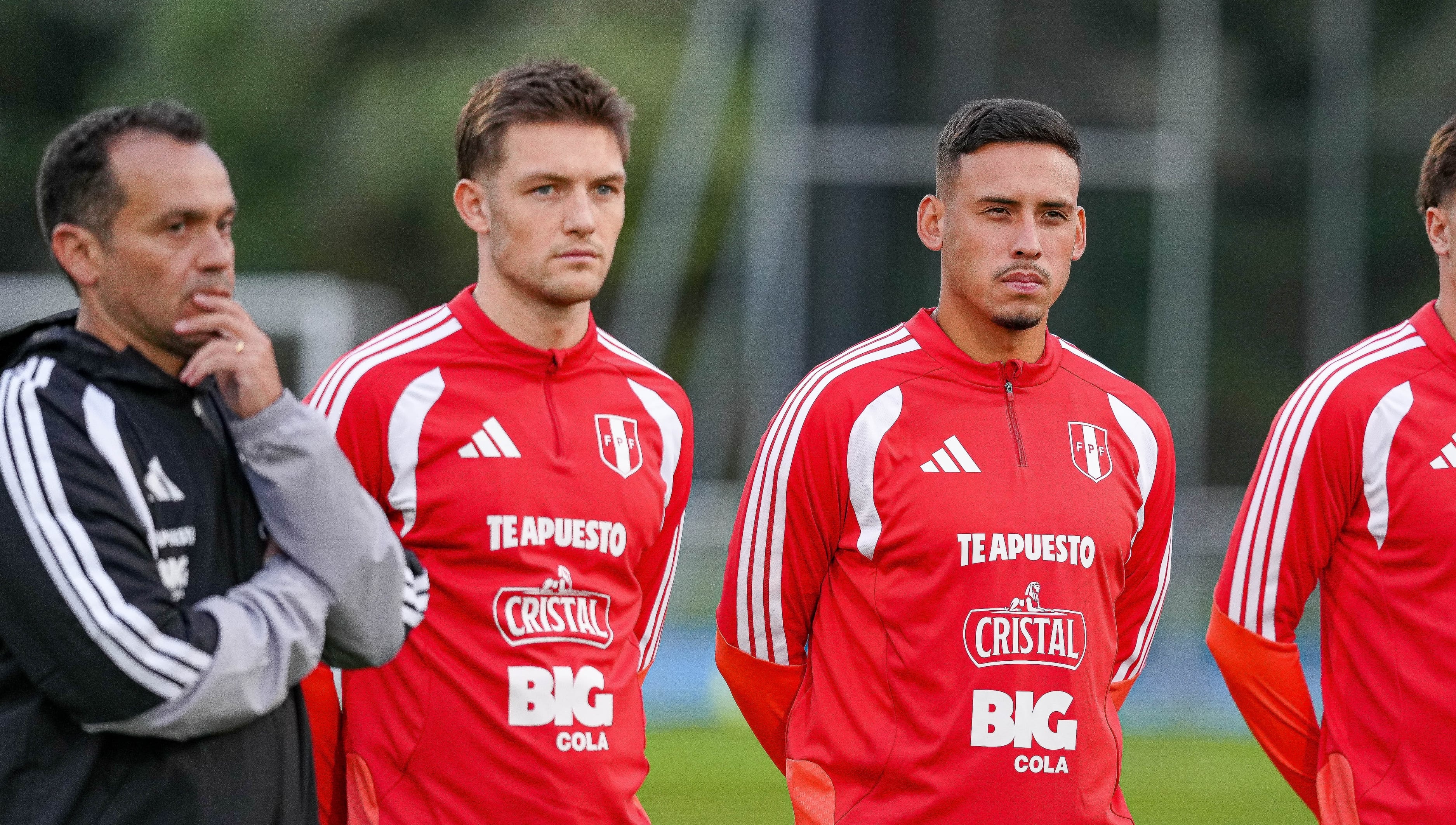 Erick Noriega y Oliver Sonne se entrenan al mando de Mano Menezes. (Foto: FPF)