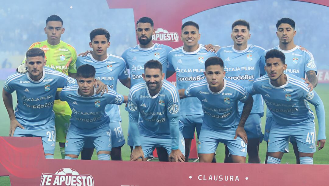 Guillermo Farré sostuvo su 4-2-3-1 y busco imponer su idea de juego en el Nacional. (Foto: Jesús Saucedo / GEC)