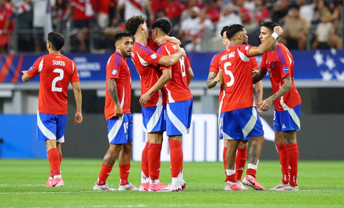 Chile está última en las Eliminatorias 2026 con 10 puntos. (Foto: Aric Becker / AFP)