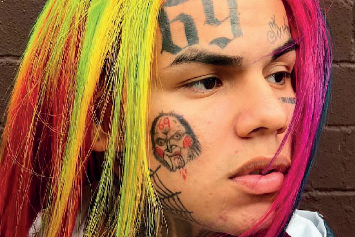 Tras protagonizar una pelea con La Más Viral en 2023, Tekashi 6ix9ine se dejó ver con la dominicana en actitudes sumamente cariñosas (Foto: Tekashi 6ix9ine / Instagram)