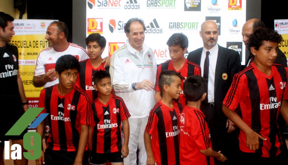 Franco Baresi clausuró las clases de la Escuela del Milan. (Foto: Fernando del Pozo)