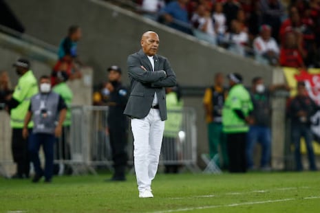 Roberto Mosquera respalda a Felipe Vizeu tras darle la victoria a Cristal: “Hay que renovarle la confianza”