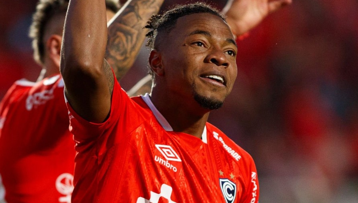 Kevin Becerra ha disputado 11 partidos con Cienciano en la Copa Sudamericana 2026. (Foto: Getty Images)