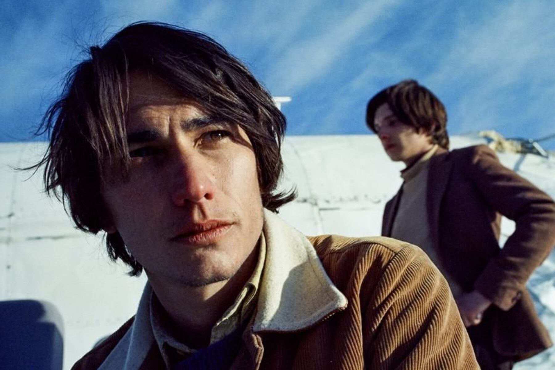 Enzo Vogrincic como Numa Turcatti en la película "La sociedad de la nieve". La historia de la cinta está contada desde su perspectiva, por ser uno de los personajes claves en la supervivencia del grupo humano (Foto: Netflix)