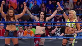 Siguen en racha: las exdivas de NXT vencieron a Charlotte Flair y Naomi en SmackDown [VIDEO]