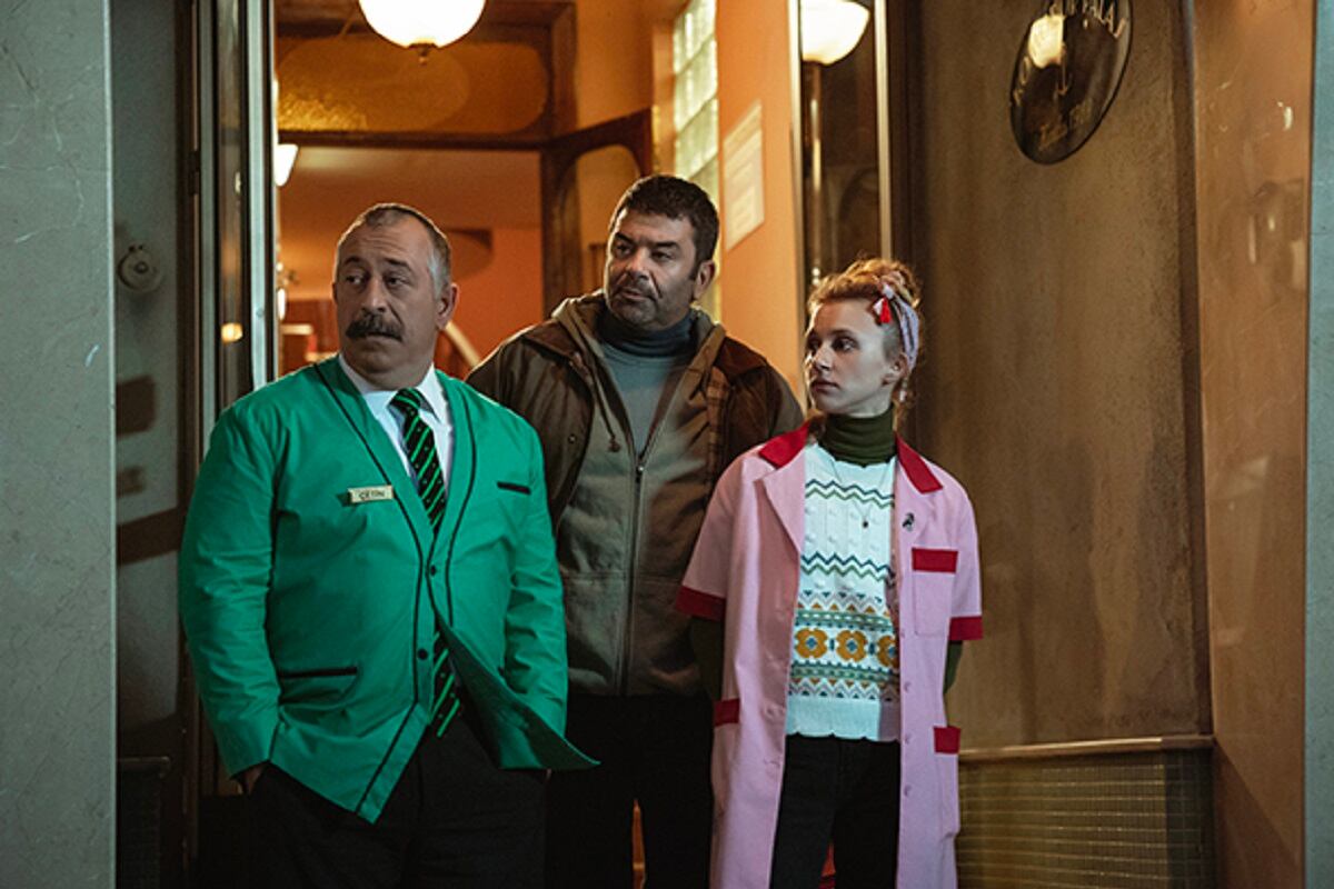 Cem Yilmaz es el director y protagonista de la película turca "No molestar" (Foto: Netflix)