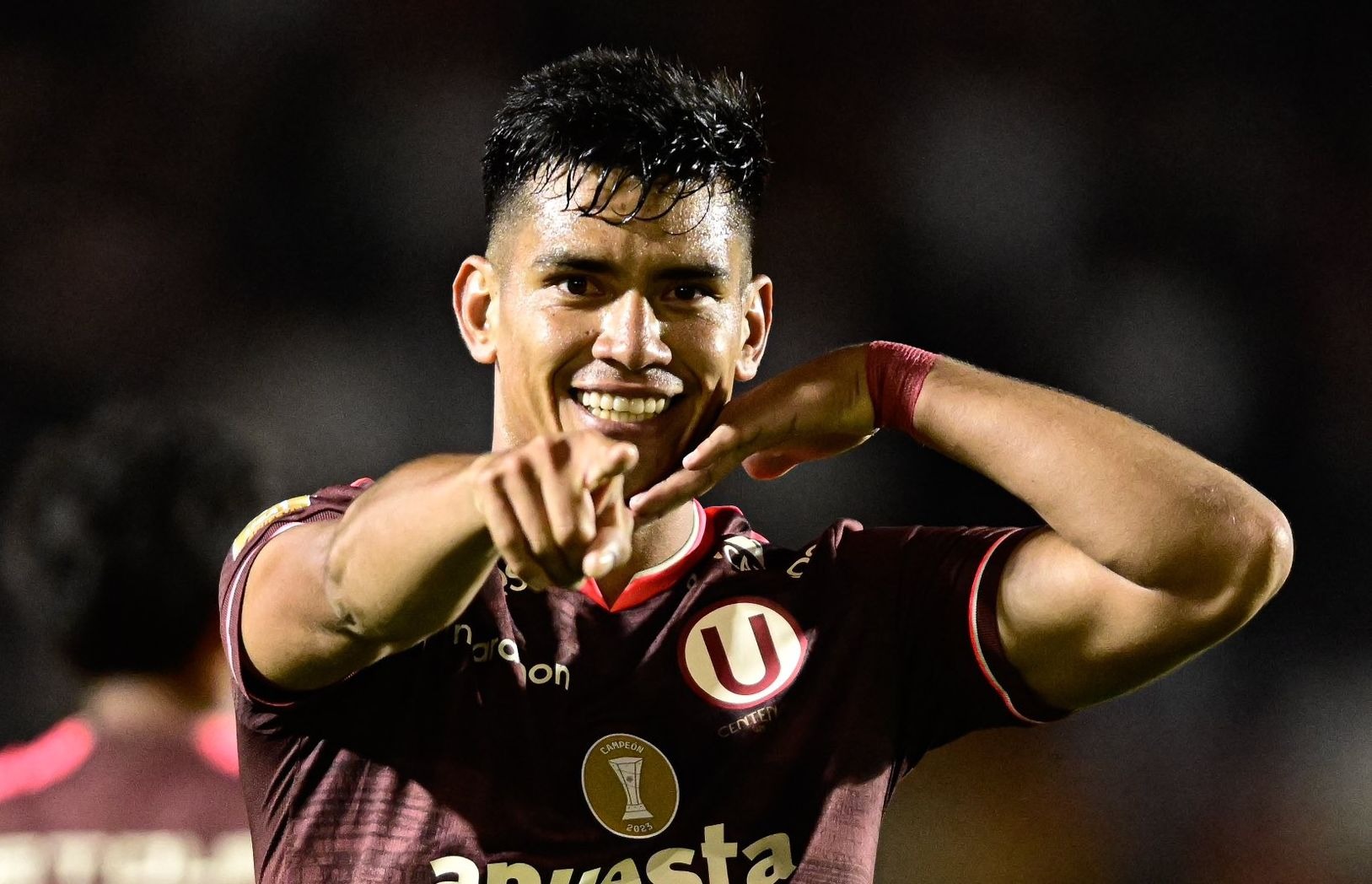 José Rivera, 'El Tunche', marcó un golazo en el Universitario- Deportivo Garcilaso. (Foto Liga 1)