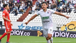 Solo falta la firma: Roberto Ovelar cerca de volver al fútbol peruano