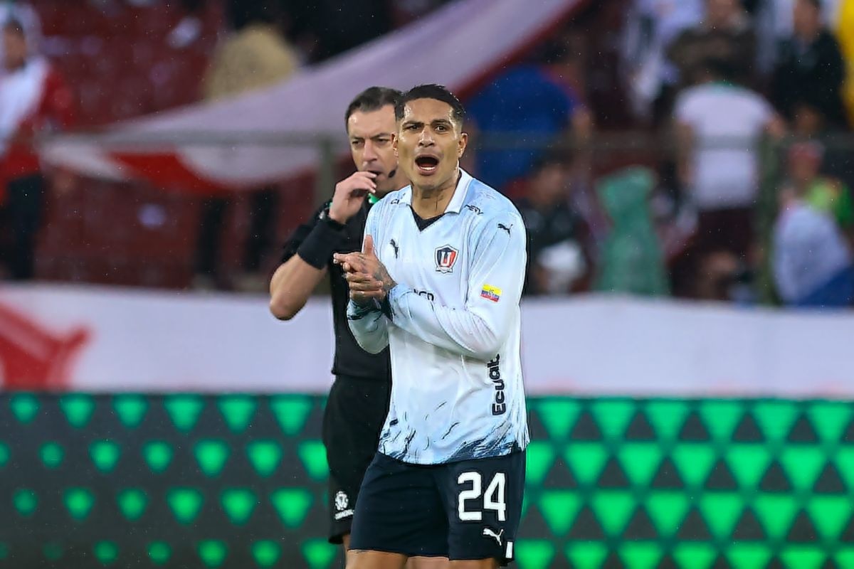 Paolo Guerrero anotó doblete para el 2-0 de Liga de Quito vs. Defensa y Justicia. (Foto: Getty Images)
