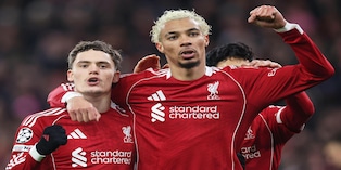 Los Reds quieren ganar para meterse en puestos de Champions League en el gran duelo Liverpool vs Manchester City (Crédito: Alamy Stock Photo).