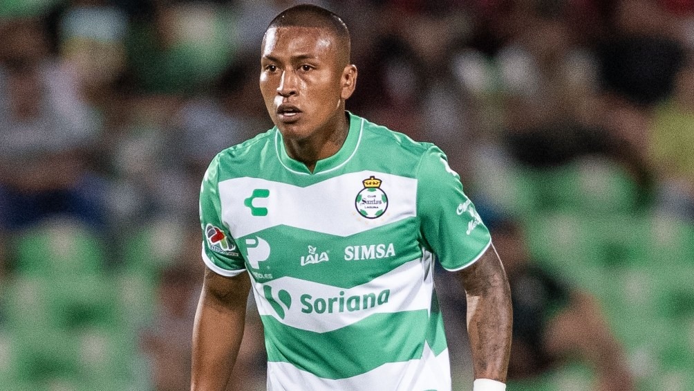 Pedro Aquino está próximo a volver a jugar con Santos. (Foto: Agencias)