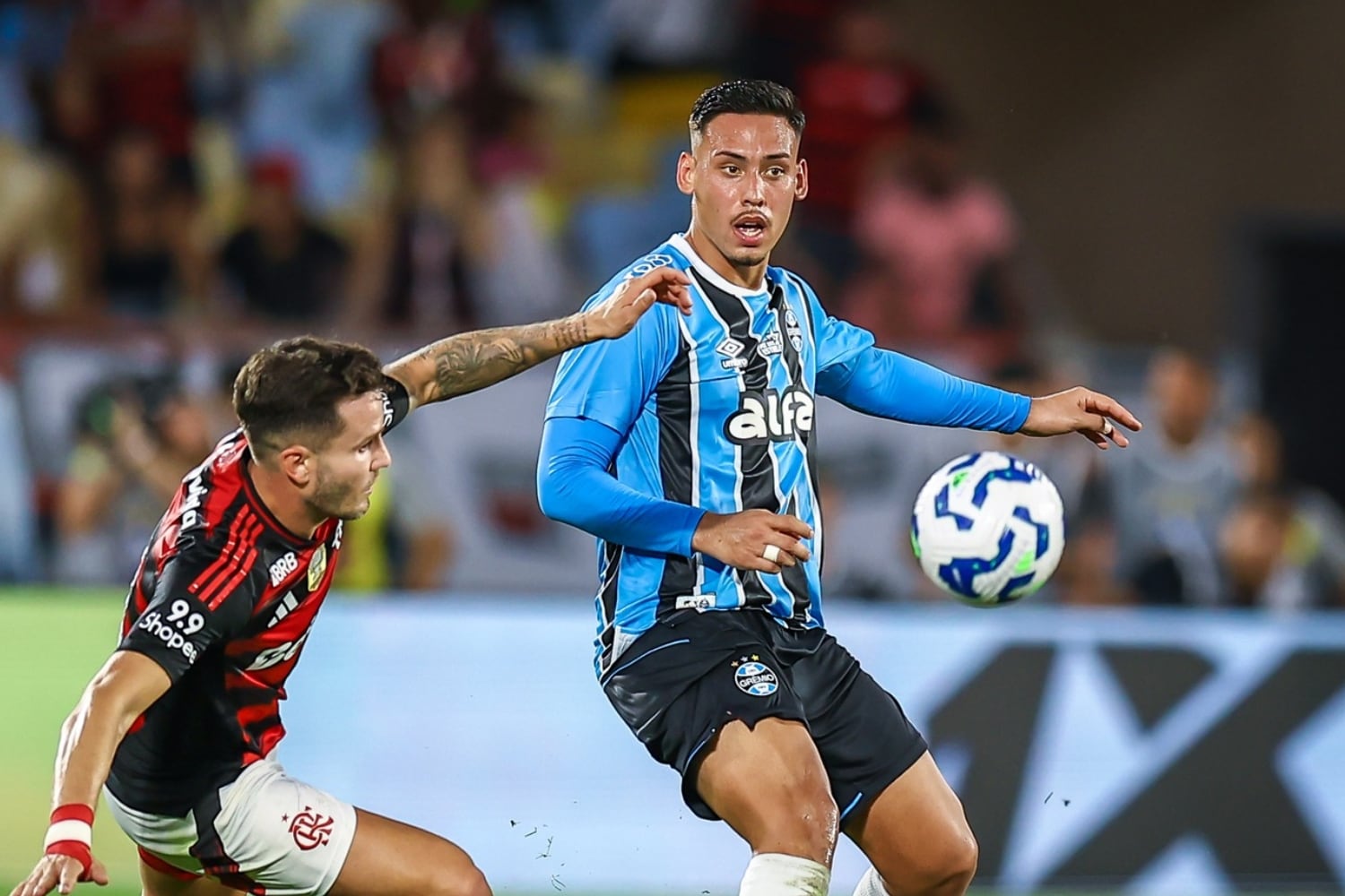 Erick Noriega debutó con Gremio en el empate 1-1 ante Flamengo con el Brasileirao. (Foto: Gremio FBPA)