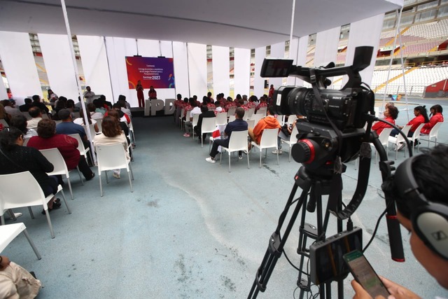 El IPD premió a los deportistas y paradeportistas que ganaron medallas en Santiago 2023. (Foto: Jorge Cerdan / GEC)