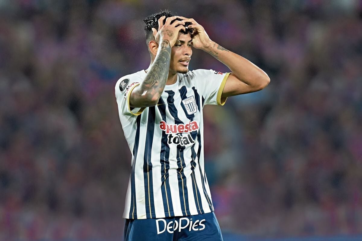 Jeriel de Santis pasó sin pena ni gloria por Alianza Lima y buscará su revancha en la Liga 1.