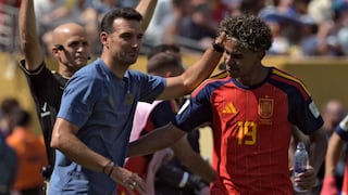 ¡Puro respeto! Lamine Yamal y Scaloni protagonizaron emotivo saludo en plena final del Mundial