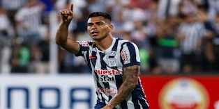 Los blanquiazules buscarán defender el liderato del torneo en el duelo Alianza Lima vs Melgar (Crédito: Alamy Stock Photo).