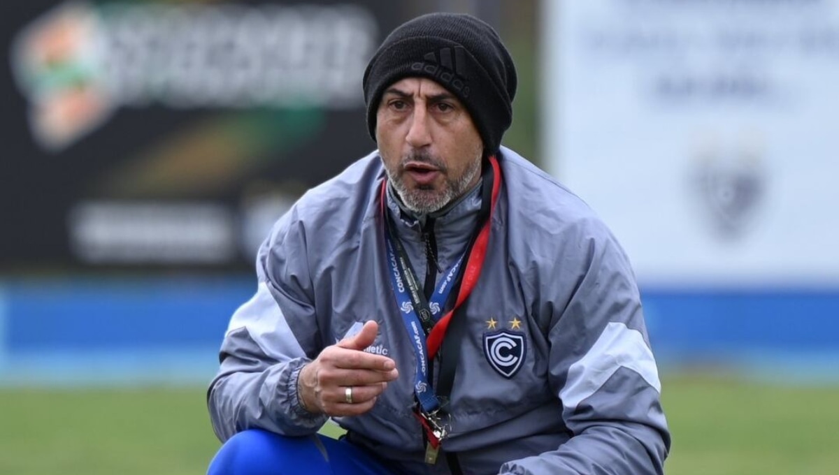 Cristian Díaz dirigió 22 partidos durante su etapa en Cienciano. (Foto: Cienciano)