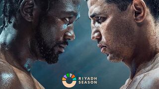 Terence Crawford venció a Madrimov y se lleva su cuarta división en el boxeo