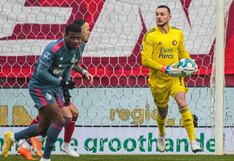 La viveza del portero de Feyenoord: metió un balón de más para evitar el gol de Twente