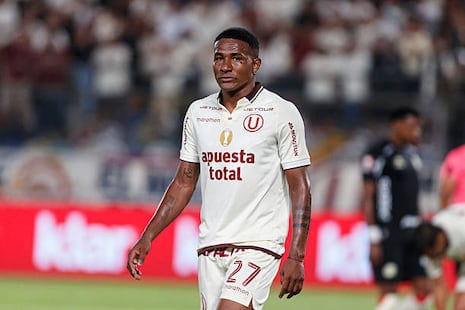 ¿Vuelve a Universitario? José Carabalí rompió su silencio tras la llegada de Gustavo Álvarez a LDU