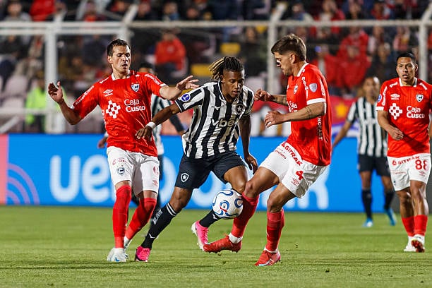 Cienciano vs. Botafogo. (Foto: Getty Images)