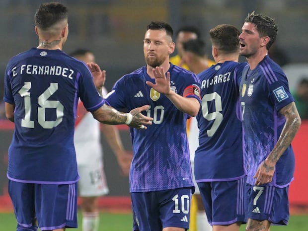 Argentina jugará el partido inaugural de la Copa América en el Estadio Mercedes-Benz. (Foto: AFP)
