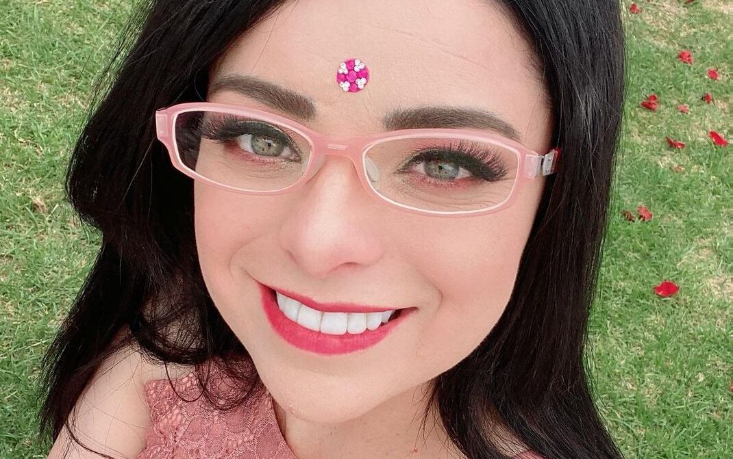 Isfel ha venido recuperándose del daño ocurrido durante su obra teatral (Foto: Violeta Isfel / Instagram)