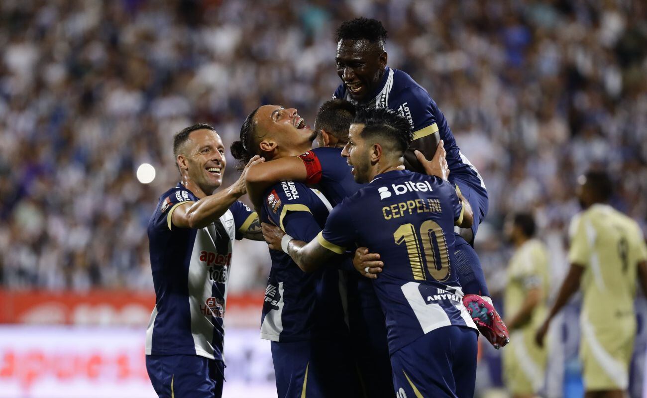 Alianza Lima goleó por 3-0 a Cusco FC en la fecha 1 del Torneo Apertura 2025. (Foto: GEC)