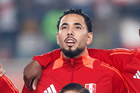 Sergio Peña seguirá en Europa: el volante peruano jugará en un histórico club de Serbia
