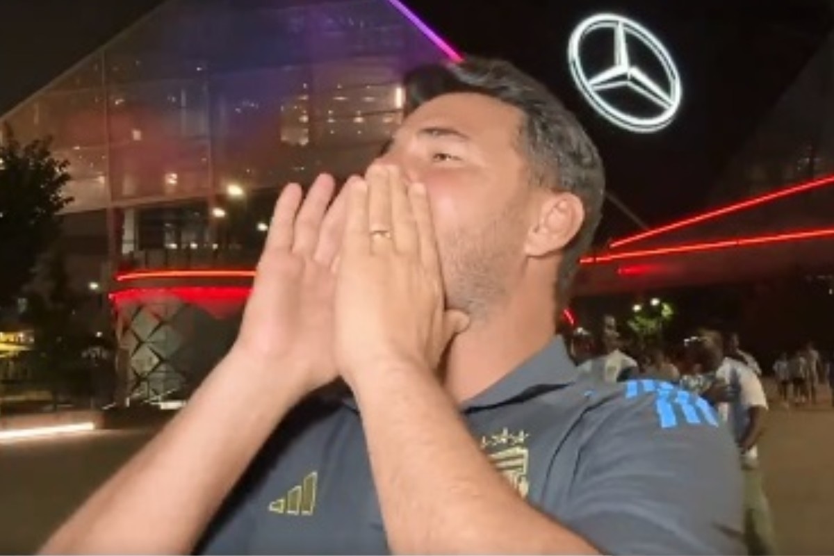 VIDEO VIRAL: el tenso momento que vivió el periodista Leandro Aguilera con un fanático mexicano tras la victoria de Argentina en la Copa América. (Foto: @Tato_Aguilera)