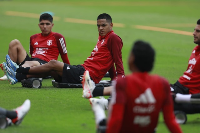 Perú entrenó este sábado en la Videna, a tres días del partido frente a Venezuela. (Foto: Julio Reaño / GEC)