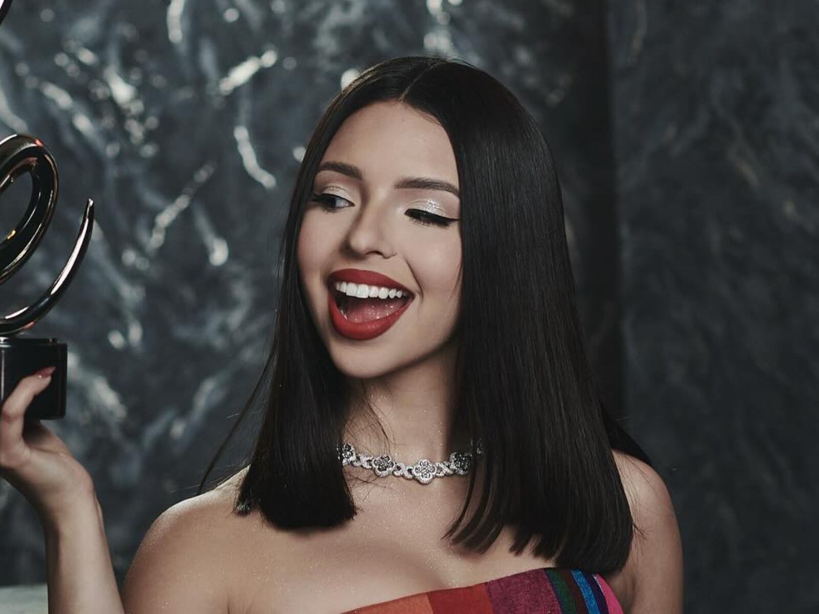 Ángela Aguilar ha estado en boca de todos desde que confirmó su romance con el también cantante Christian Nodal (Foto: Ángela Aguilar / Facebook)