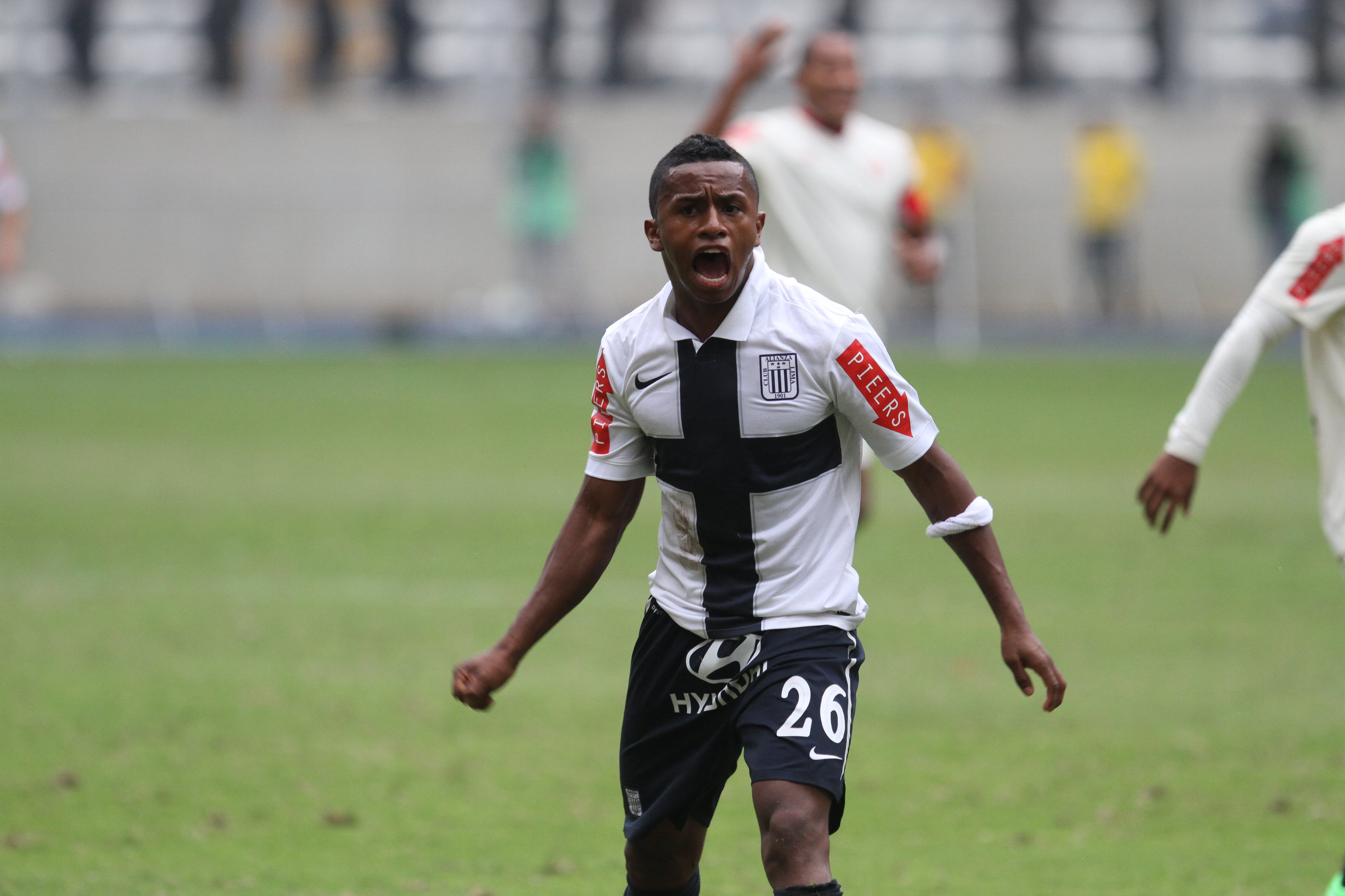 Yordy Reyna debutó en 2011 con la camiseta de Alianza Lima. (Foto: GEC)