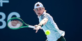 Ignacio Buse vs. Zizou Bergs se enfrentaron por la segunda ronda del Masters 1000 de Shanghái. (Foto: Getty Images)