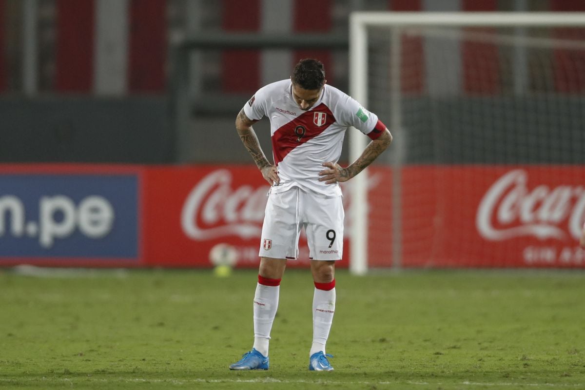 Cuatro periodistas hablan sobre la situación de Paolo Guerrero | AFP