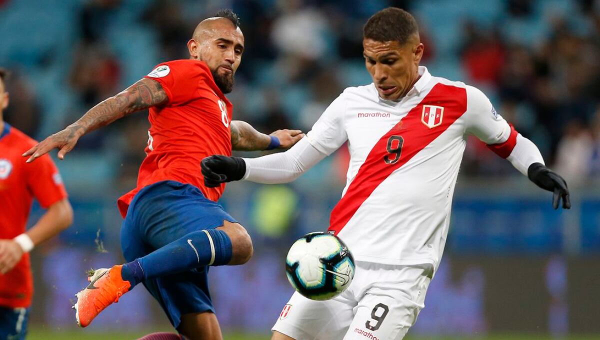 Arturo Vidal enfrentó a Perú en nueve oportunidades. (Foto: Getty Images)