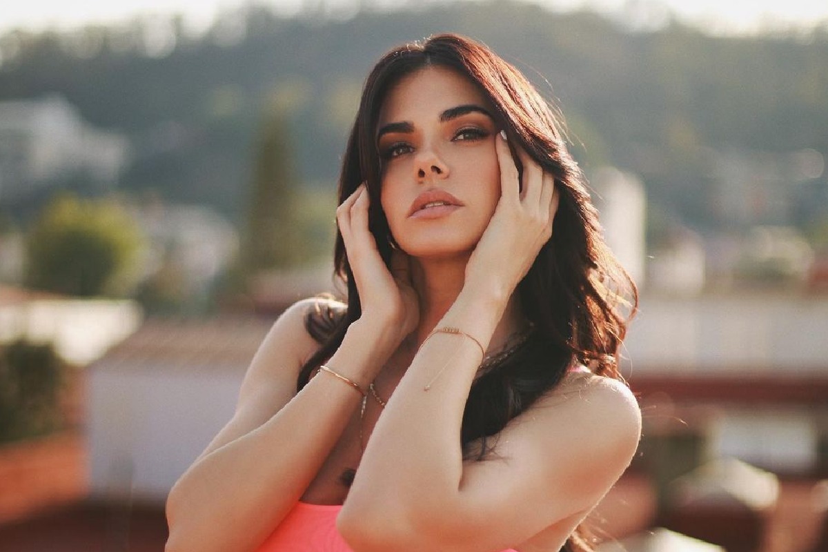 Livia Brito es la protagonista de la nueva telenovela "Minas de pasión" (Foto: TelevisaUnivision)