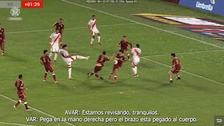 “Pega en la mano derecha, pero el brazo está pegado al cuerpo”: la explicación del VAR al penal no sancionado a Perú