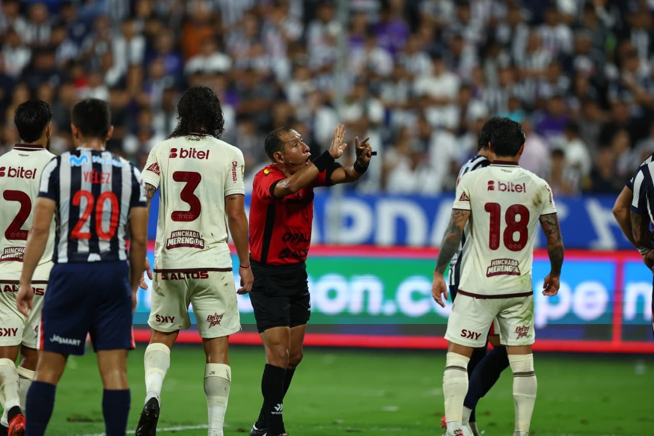 Jairo Vélez sin duda es el mejor fichaje de Alianza Lima en esta temporada (Foto: GEC)
