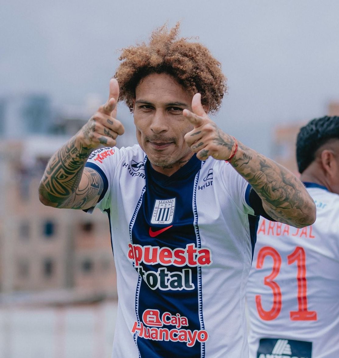 Paolo Guerrero será el 9 titular en Paraguay. (Foto: Alianza Lima)