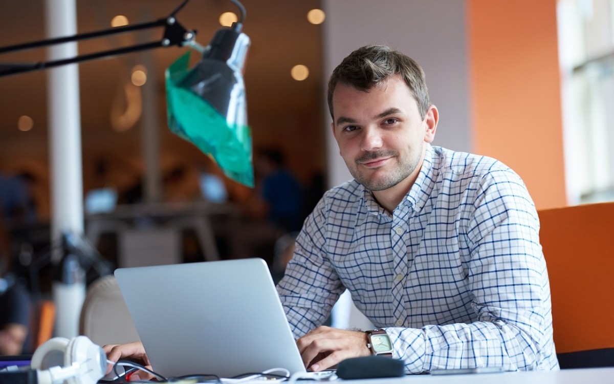 Mira los detalles de la jornada laboral de 40 horas semanales en México. (Foto referencial: Alyibel / Pixabay)