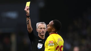 Está en todos lados: la dudosa tarjeta amarilla a André Carrillo tras falta ante Swansea