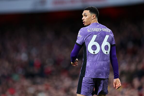 Alexander-Arnold lleva más de un año siendo acosado por una fan. (Foto: Getty Images)